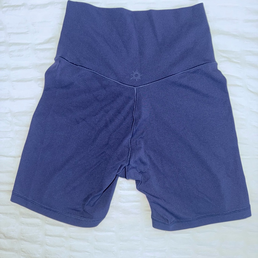 Offline Aerie Navy Biker Shorts - Picture 3 of 3